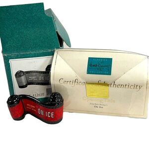 WDCC Walt Disney Classics Collection Presents Mickey Mouse On Ice Film Roll